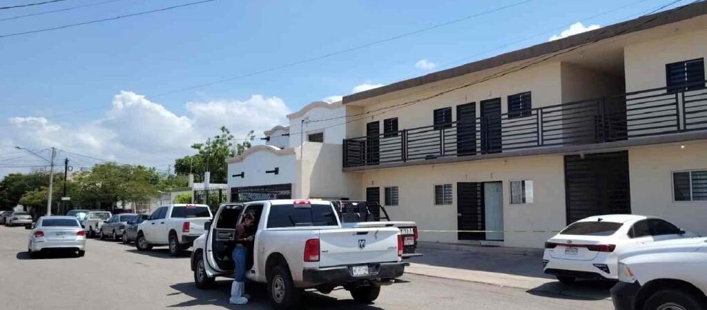 Hallan a hombre sin vida dentro de departamento en Hermosillo; autoridades investigan Hallan a hombre sin vida dentro de departamento en Hermosillo; autoridades investigan