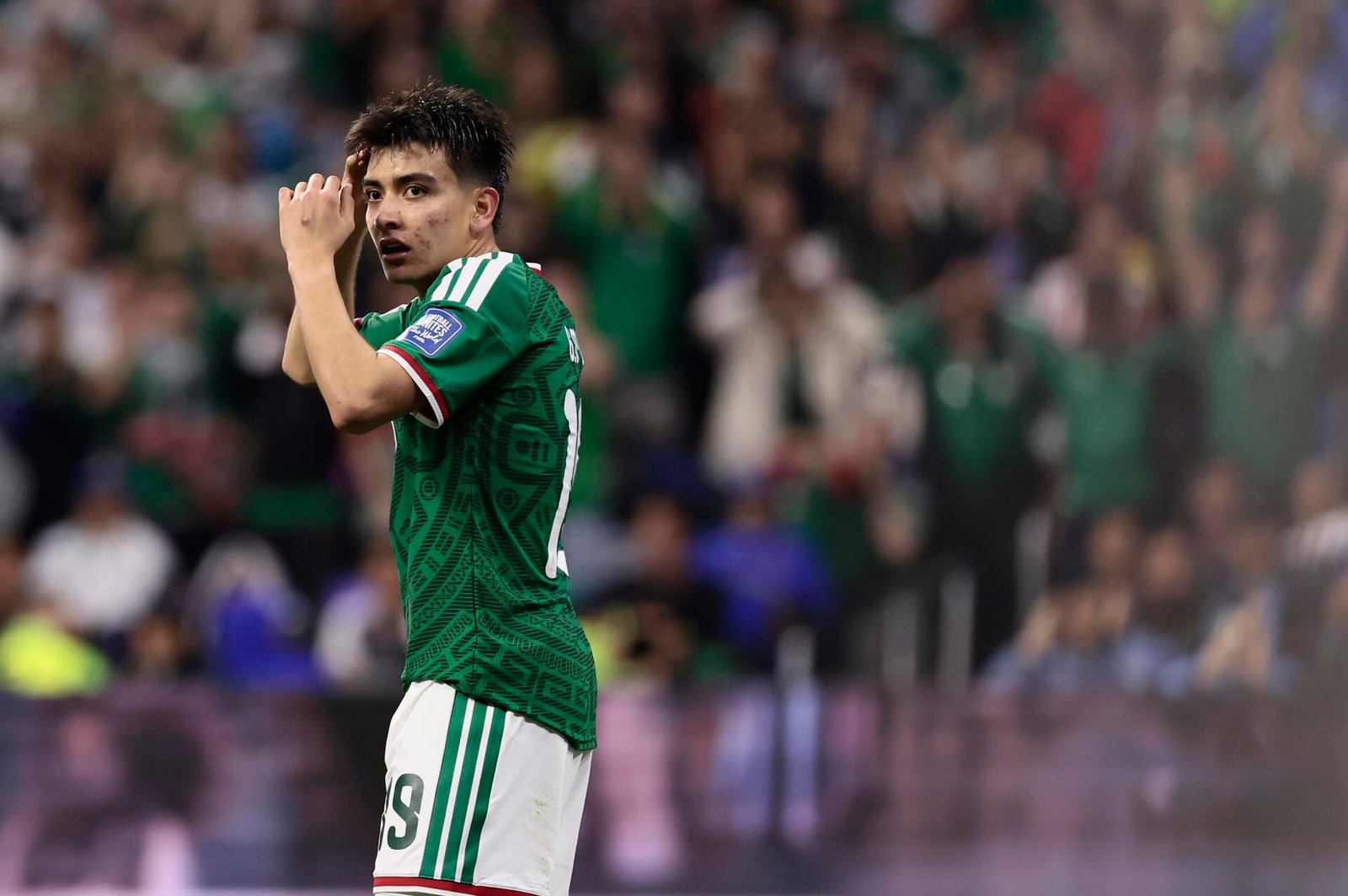 Gilberto Mora es el gran ausente en lista de México para preolímpico y premundial de Concacaf. (Foto: EFE/ José Méndez)