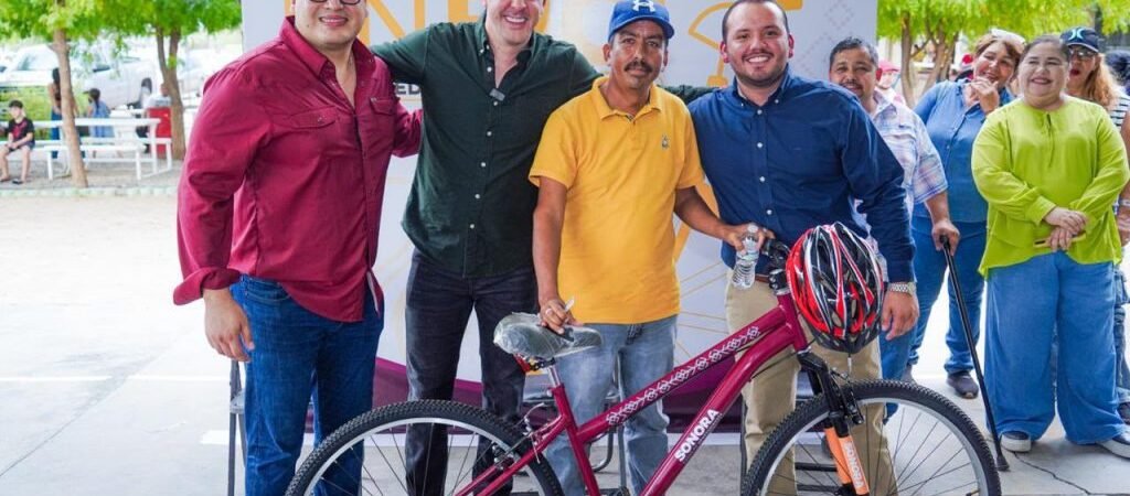Entregan 240 bicicletas en comunidades rurales de Hermosillo; programa EnBici busca reducir traslados de estudiantes y familias 