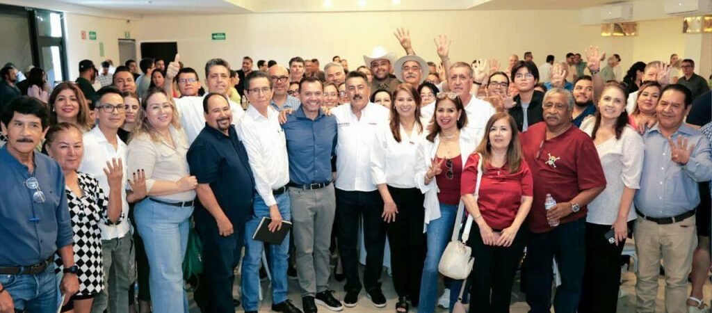 Dialoga Lamarque con profesionistas y vecinos de Hermosillo durante jornada de trabajo Dialoga Lamarque con profesionistas y vecinos de Hermosillo durante jornada de trabajo