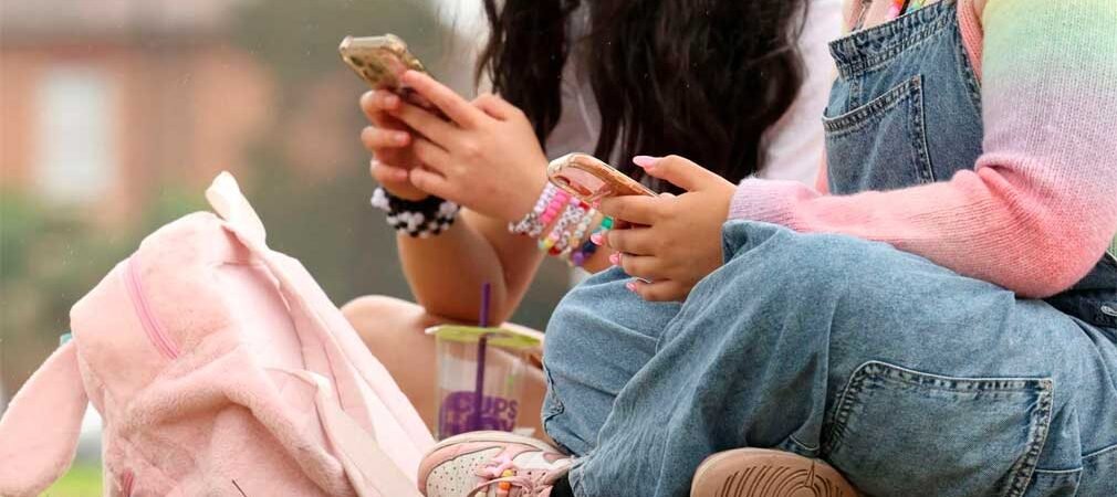 Proponen regular redes sociales para proteger a menores de ciberacoso y delitos digitales en Sonora Proponen regular redes sociales para proteger a menores de ciberacoso y delitos digitales en Sonora