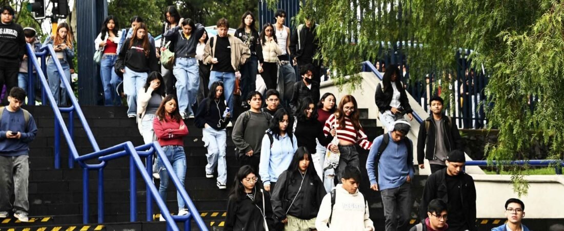 Inicio de clases en la UNAM: ¿Por qué 30% de los alumnos de nuevo ingreso abandonarán sus estudios? Inicio de clases en la UNAM: ¿Por qué 30% de los alumnos de nuevo ingreso abandonarán sus estudios?