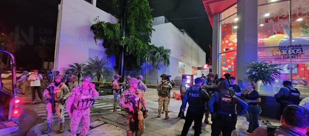 Asesinan a influencer César Gastélum en plena transmisión en vivo en Culiacán (VIDEO) Asesinan a influencer César Gastélum en plena transmisión en vivo en Culiacán (VIDEO)