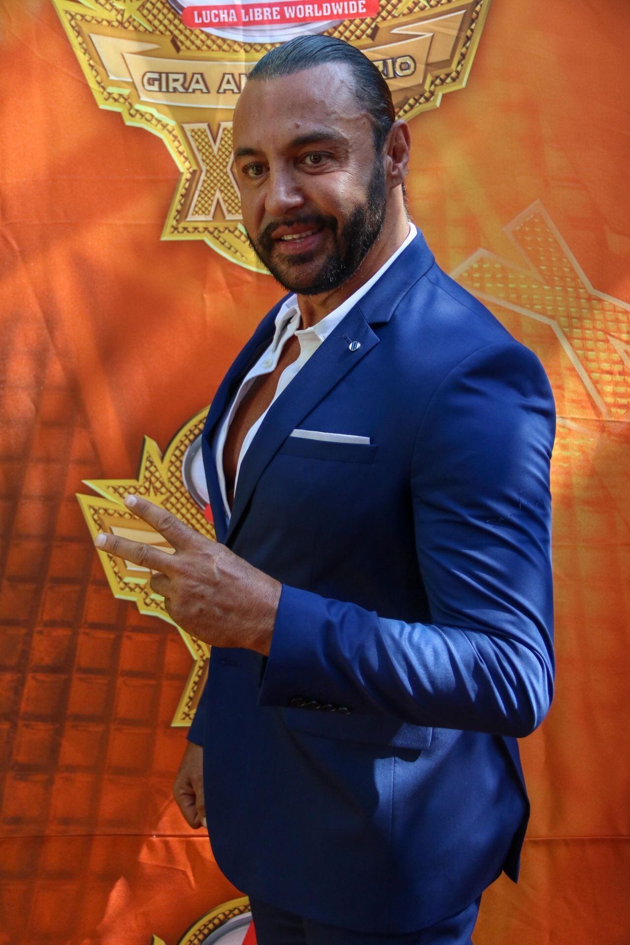 Latin Lover ha colaborado en espacios más allá de la lucha libre (Foto: Cuartoscuro).