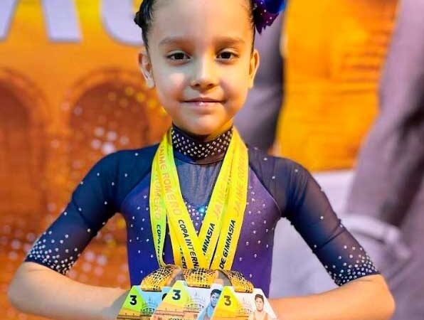 La pequeña gimnasta sonorense Leah busca apoyo para representar a Sonora en campeonato regional La pequeña gimnasta sonorense Leah busca apoyo para representar a Sonora en campeonato regional