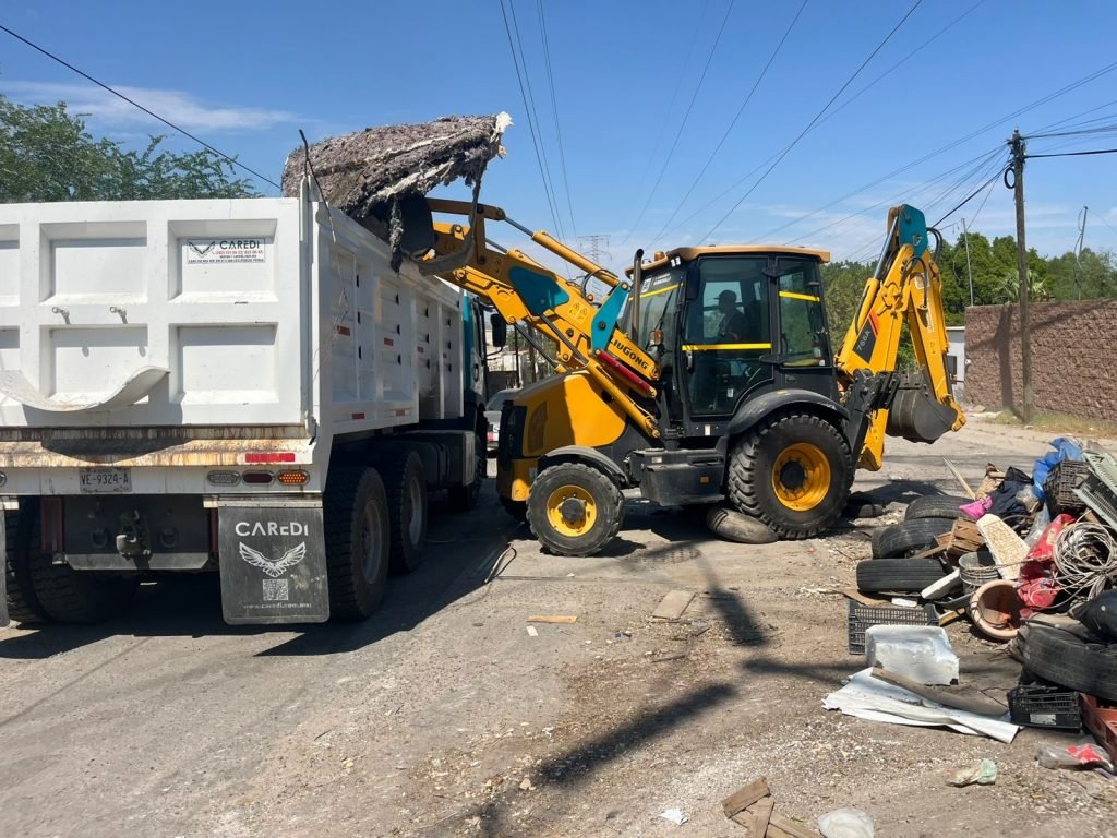 Retiran 40 toneladas de cacharros en tres colonias de Hermosillo para prevenir el dengue
