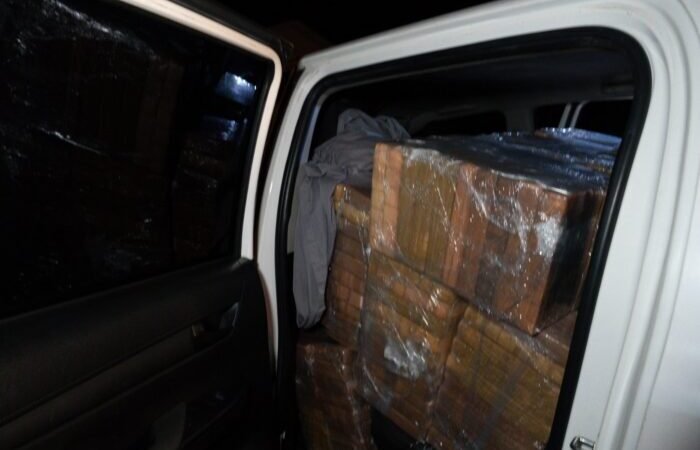 Capturan en Ecuador a dos mexicanos presuntamente vinculados al CJNG; decomisan droga y más de un millón de dólares Capturan en Ecuador a dos mexicanos presuntamente vinculados al CJNG; decomisan droga y más de un millón de dólares