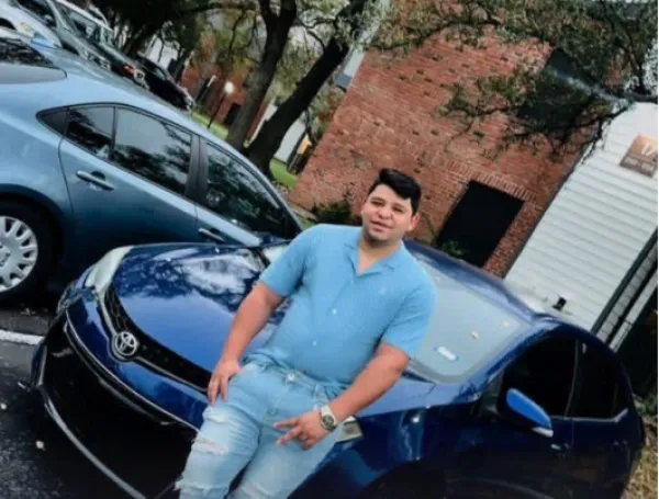 Protestan contra ICE en Austin tras tiroteo que dejó herido a migrante venezolano Protestan contra ICE en Austin tras tiroteo que dejó herido a migrante venezolano