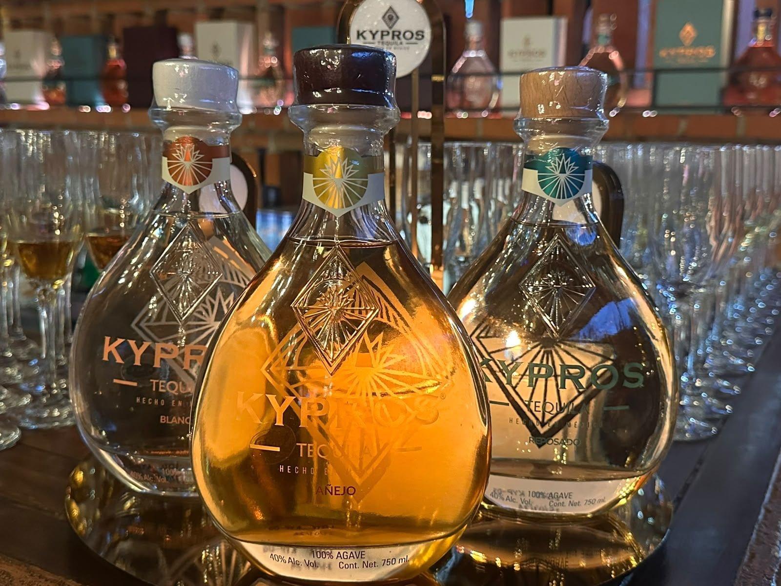 ‘Llegué con 100 pesos en la bolsa’: La historia de Krypos, tequila de la chef venezolana Gabriela Vásquez