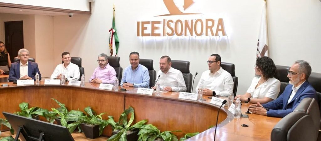 ‘Toño’ Astiazarán e IEEyPC firman convenio para fortalecer la participación ciudadana en Hermosillo ‘Toño’ Astiazarán e IEEyPC firman convenio para fortalecer la participación ciudadana en Hermosillo