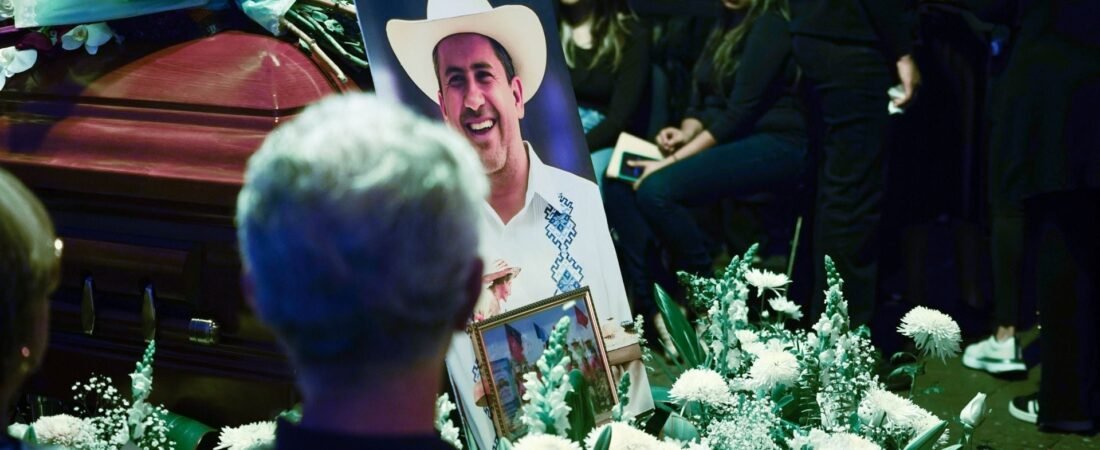 Un policía fue asesinado y Carlos Manzo canceló el Grito: Así fue la noche en que Uruapan entró en ‘código rojo’ Un policía fue asesinado y Carlos Manzo canceló el Grito: Así fue la noche en que Uruapan entró en ‘código rojo’