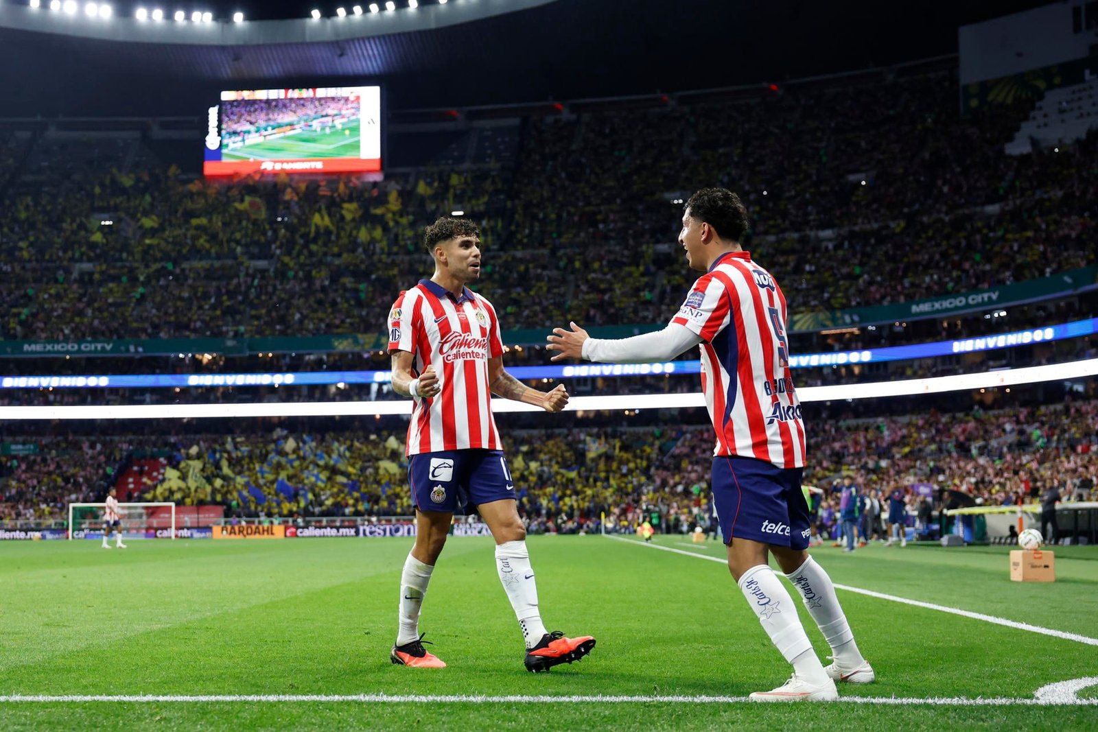 Miguel Borja arruina fiesta tapatía: América rescata empate 2-2 ante Chivas en el Clásico