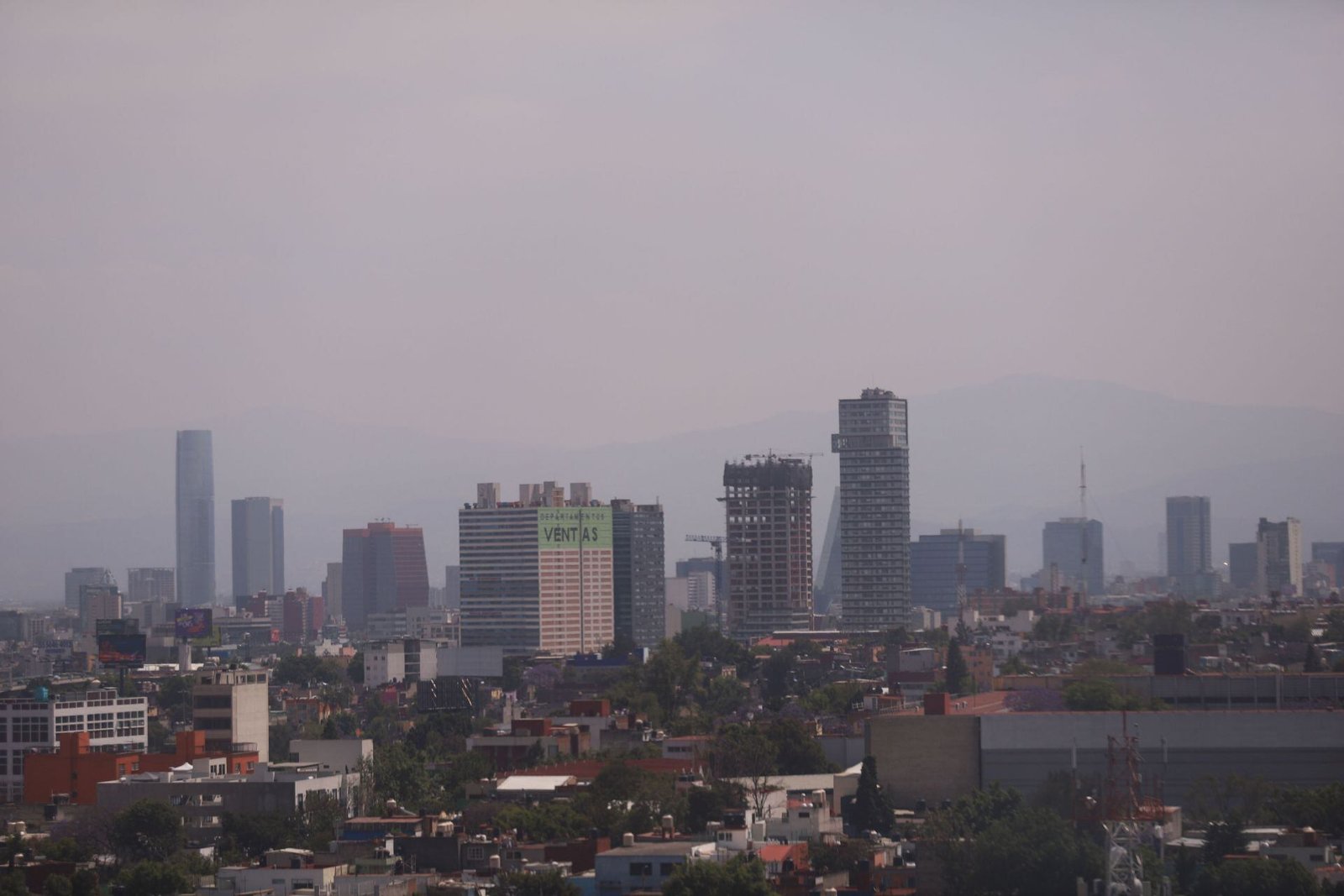 Hoy a caballo, como los Insurgentes: Así aplica el Hoy No Circula este martes 15 de septiembre