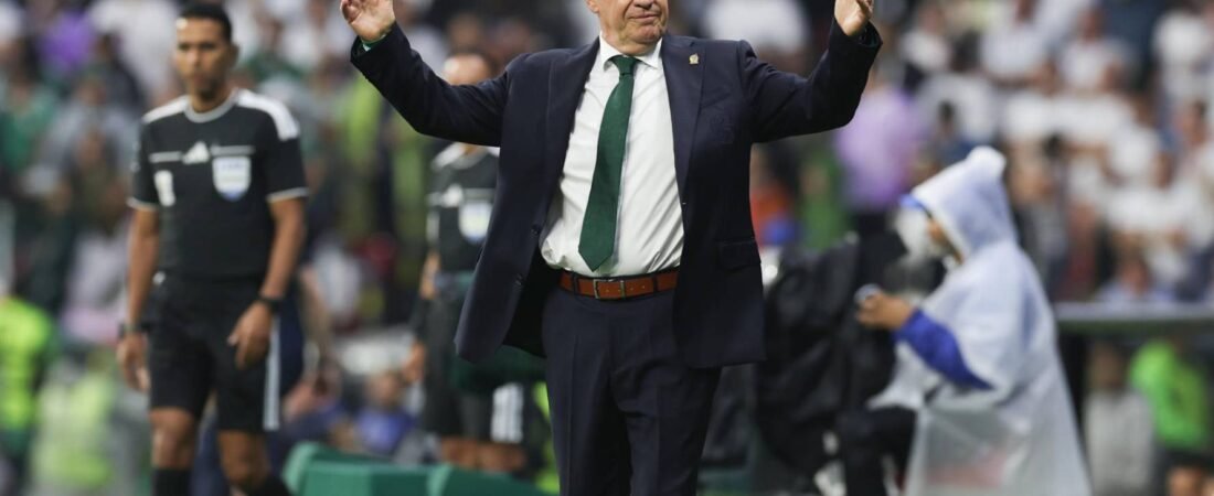 ¡Es OFICIAL! Javier Aguirre es el nuevo entrenador del Valencia: ¿Por cuánto tiempo firmó ‘El Vasco’? ¡Es OFICIAL! Javier Aguirre es el nuevo entrenador del Valencia: ¿Por cuánto tiempo firmó ‘El Vasco’?