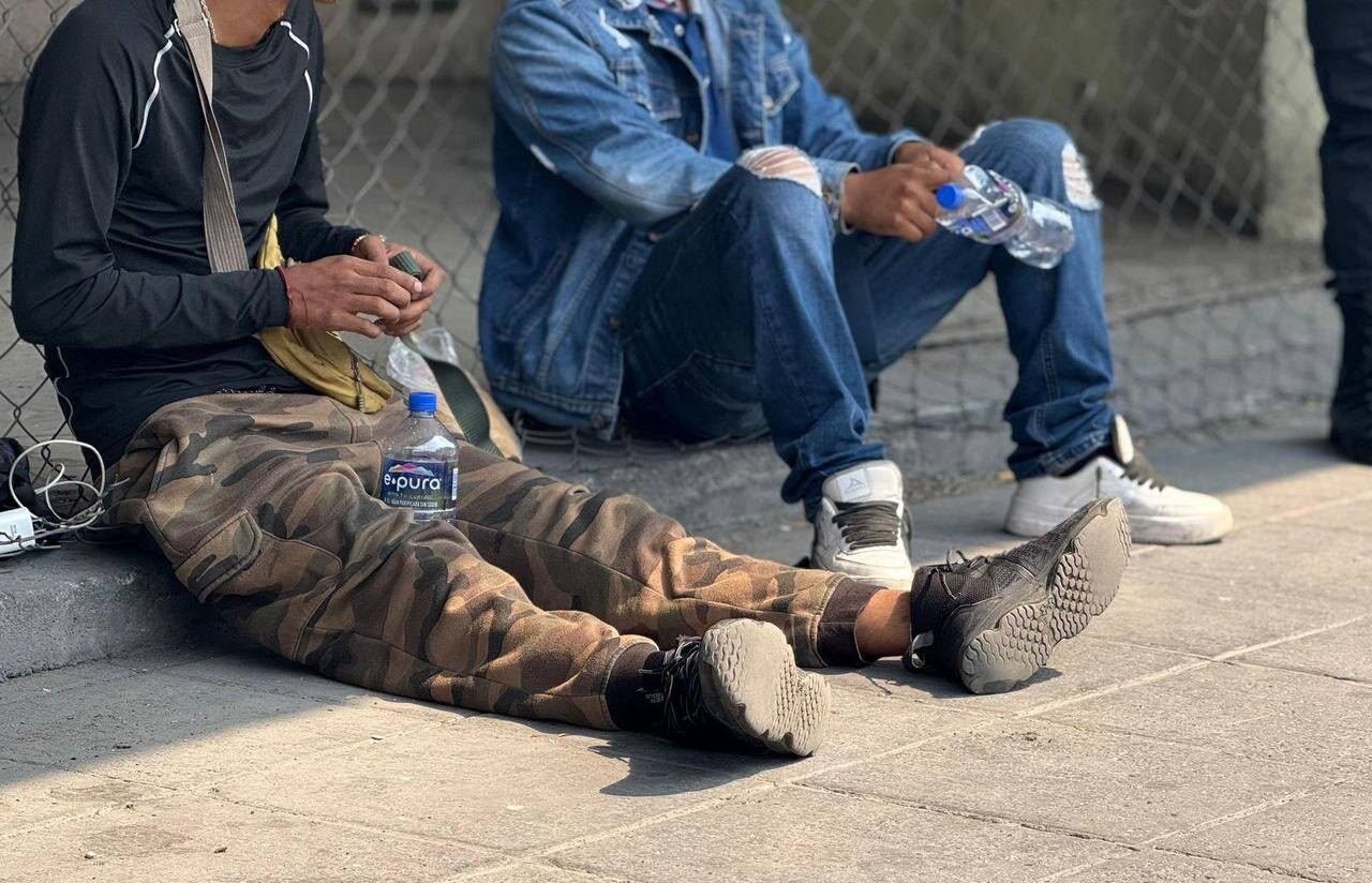Reclutaban jóvenes para el CJNG: Condenan a 10 años de prisión a mujer y a dos policías de Jalisco