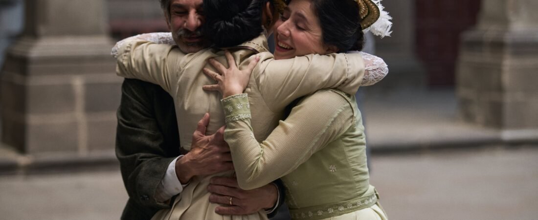 ¿Quién es quién en ‘Mal de amores’, serie mexicana de Netflix basada en la novela de Ángeles Mastretta?