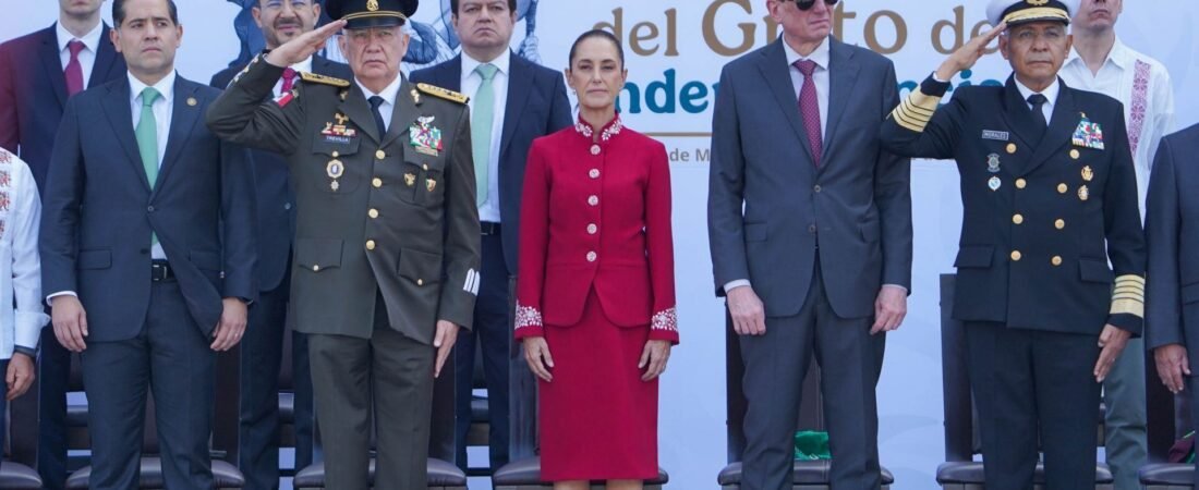 Desfile de Independencia EN VIVO: ‘México no se arrodilla, nunca se vende’, afirma Claudia Sheinbaum Desfile de Independencia EN VIVO: ‘México no se arrodilla, nunca se vende’, afirma Claudia Sheinbaum