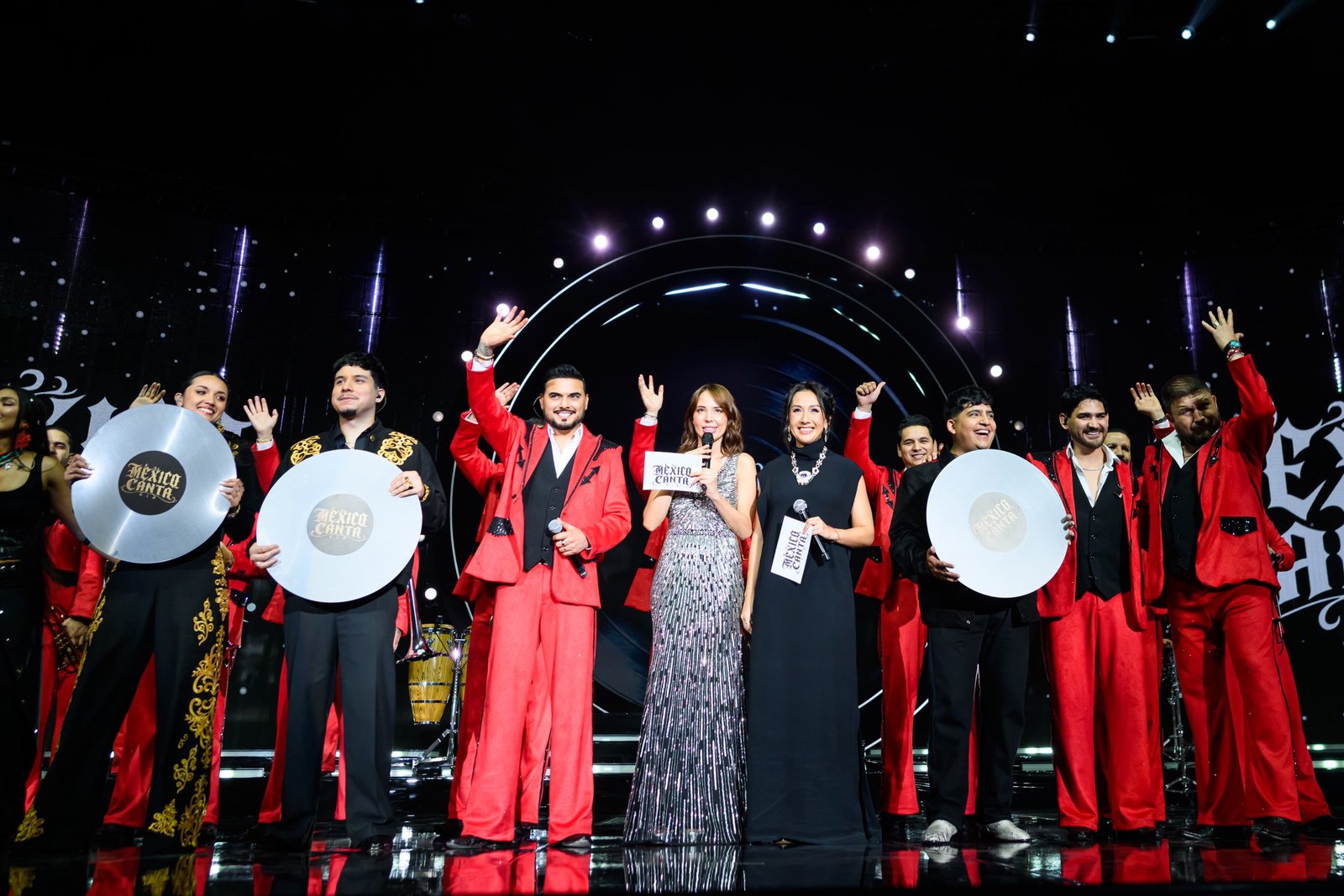 Ellos son los finalistas de 'México Canta', quienes se presentan con Intocable en la CDMX. (Foto: Cortesía Secretaría de Cultura)