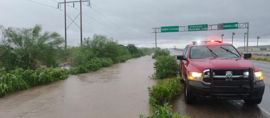 Atiende Ayuntamiento reportes por afectaciones tras fuertes lluvias en Costa de Hermosillo
