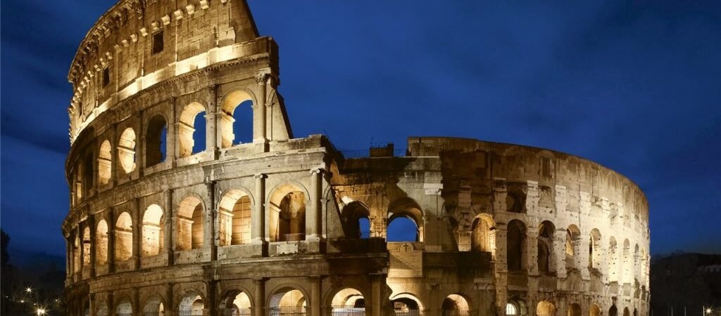 Tragedia en el Coliseo romano: cierran el monumento tras muerte de trabajador que cayó 10 metros Tragedia en el Coliseo romano: cierran el monumento tras muerte de trabajador que cayó 10 metros