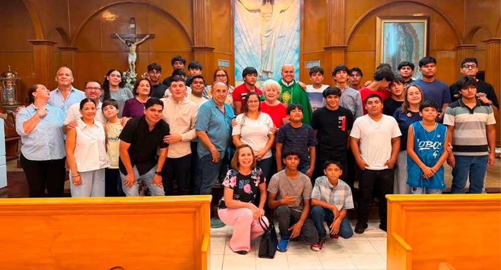 Crean estudiantes de Unison podcast “Voces de la sociedad” para visibilizar las labores de organizaciones sociales de Hermosillo Crean estudiantes de Unison podcast “Voces de la sociedad” para visibilizar las labores de organizaciones sociales de Hermosillo